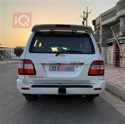 تۆیۆتا لاند کروزەر